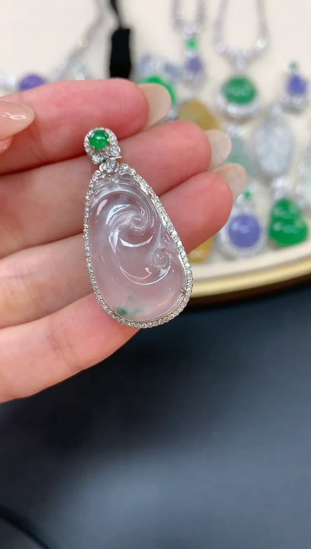 【闪购商品】翡翠吊坠(不含链)18K金镶嵌A89|8800