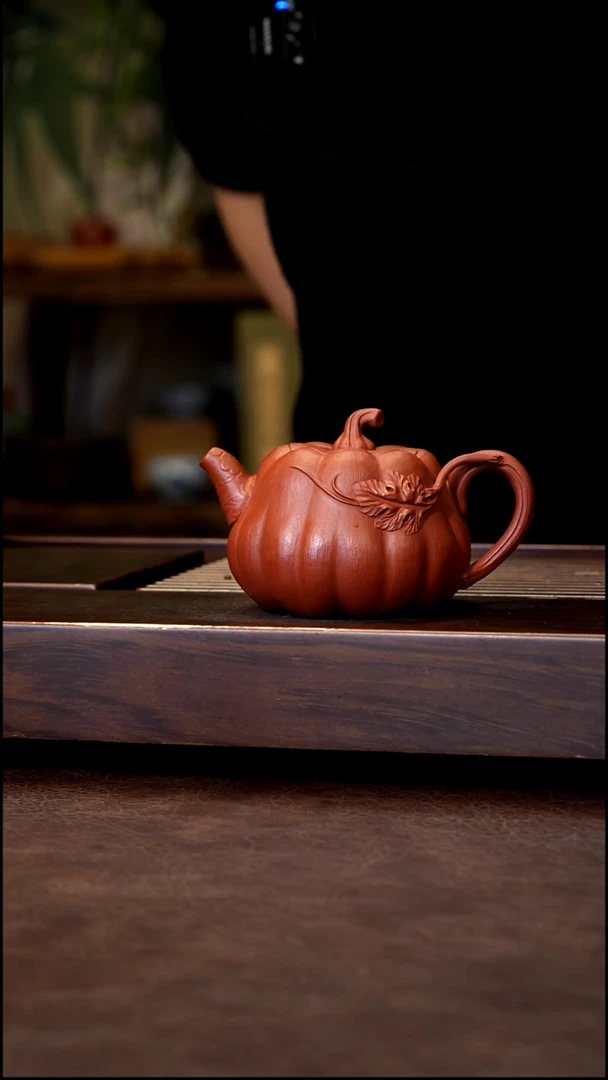 茶壶紫砂朱泥全手蜗瓜170cc左右