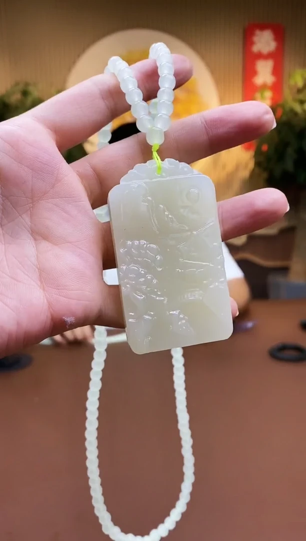 蛇纹石玉未镶嵌颈饰多样性随机发一