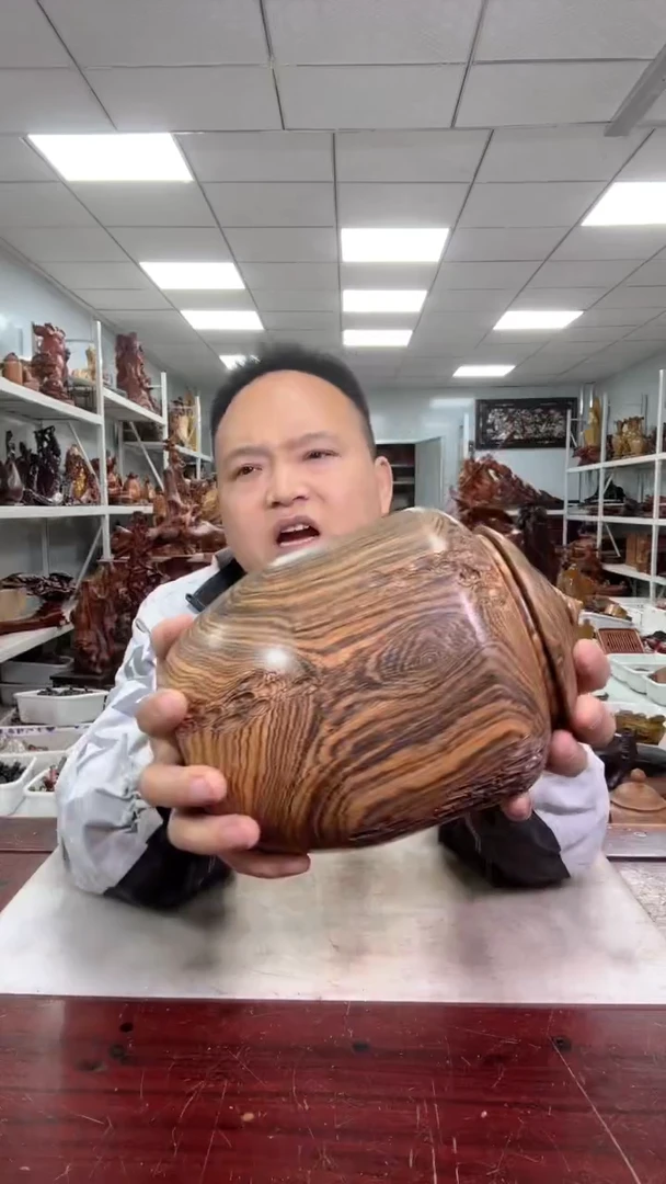 【闪购商品】花梨木类木雕工艺品88888888