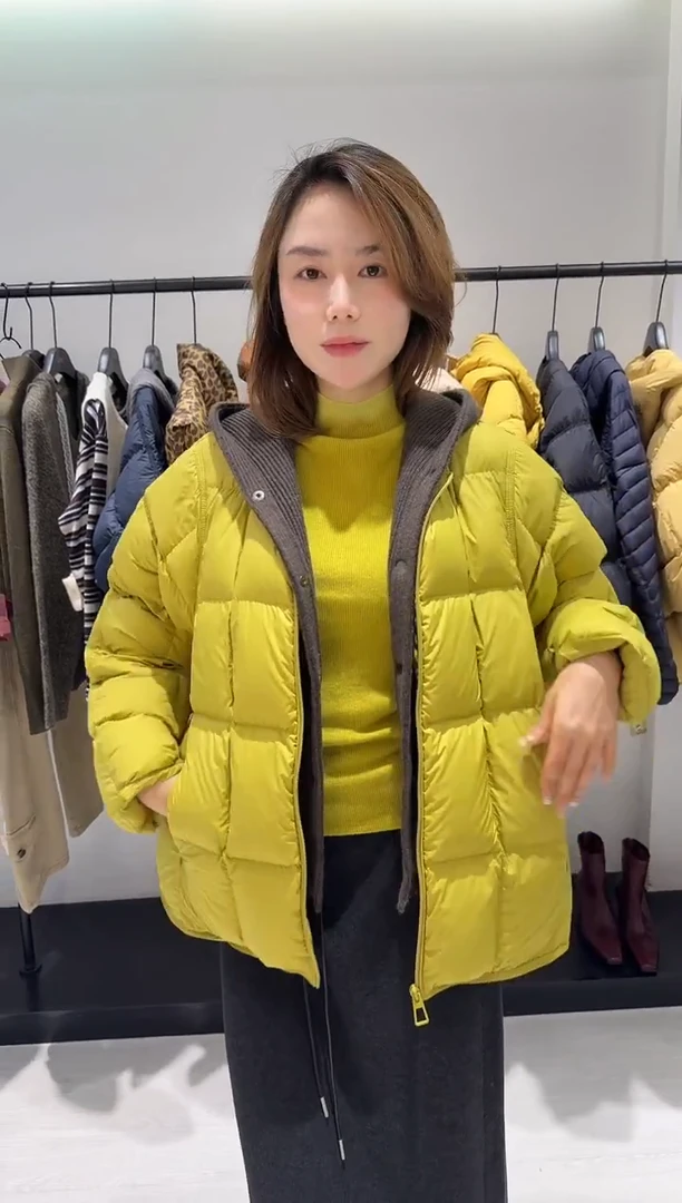 绿色羽绒服设计师款