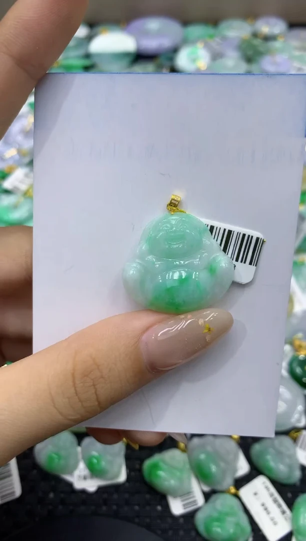 颈饰18K金镶嵌翡翠天然缅甸翡翠A货