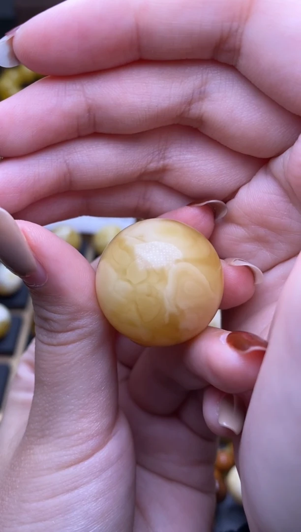 【闪购商品】琥珀裸石未镶嵌大小姐珠宝严选123