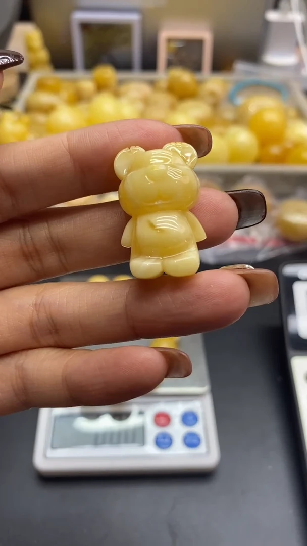 琥珀未镶嵌珠宝奇石2911