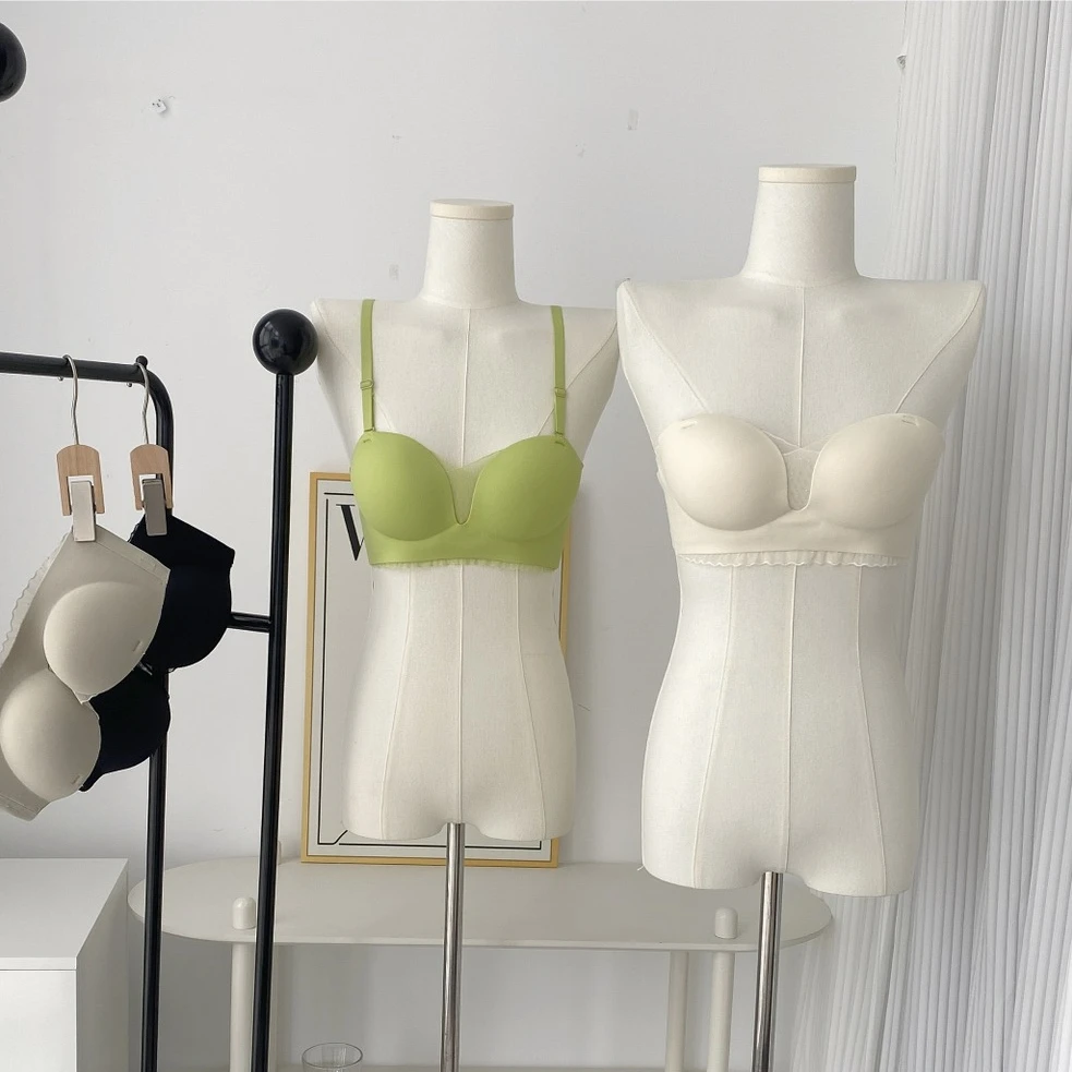 漫画胸夏季无肩带防滑抹胸内衣女聚拢上托收副乳无钢圈8269