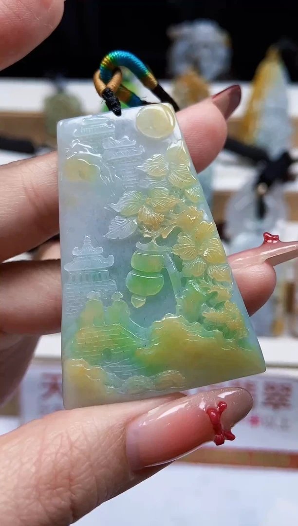 颈饰未镶嵌翡翠翡翠A货