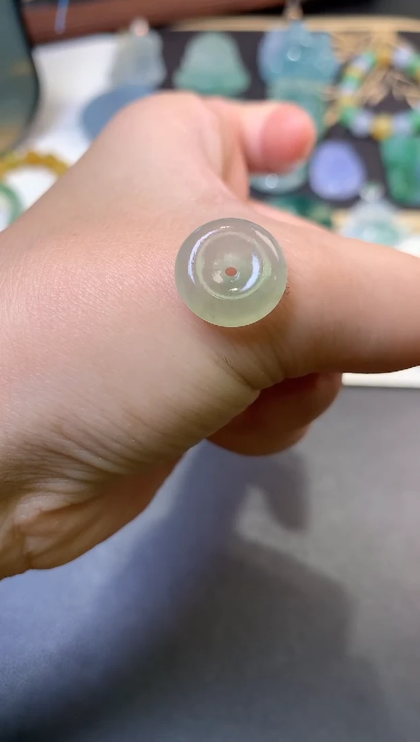 未镶嵌定制翡翠毛货