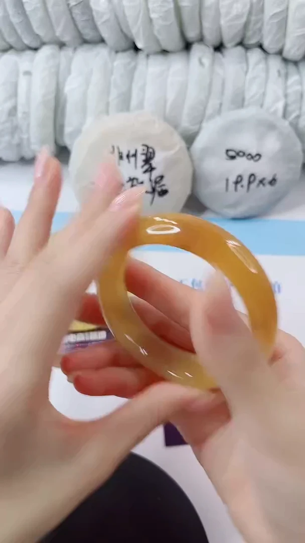 未镶嵌手镯石英质玉多样性发货L225