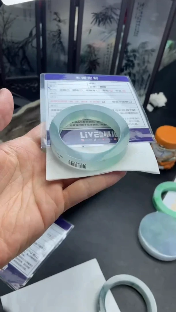 【闪购商品】定制翡翠手镯未镶嵌正圈AWH/29DZS