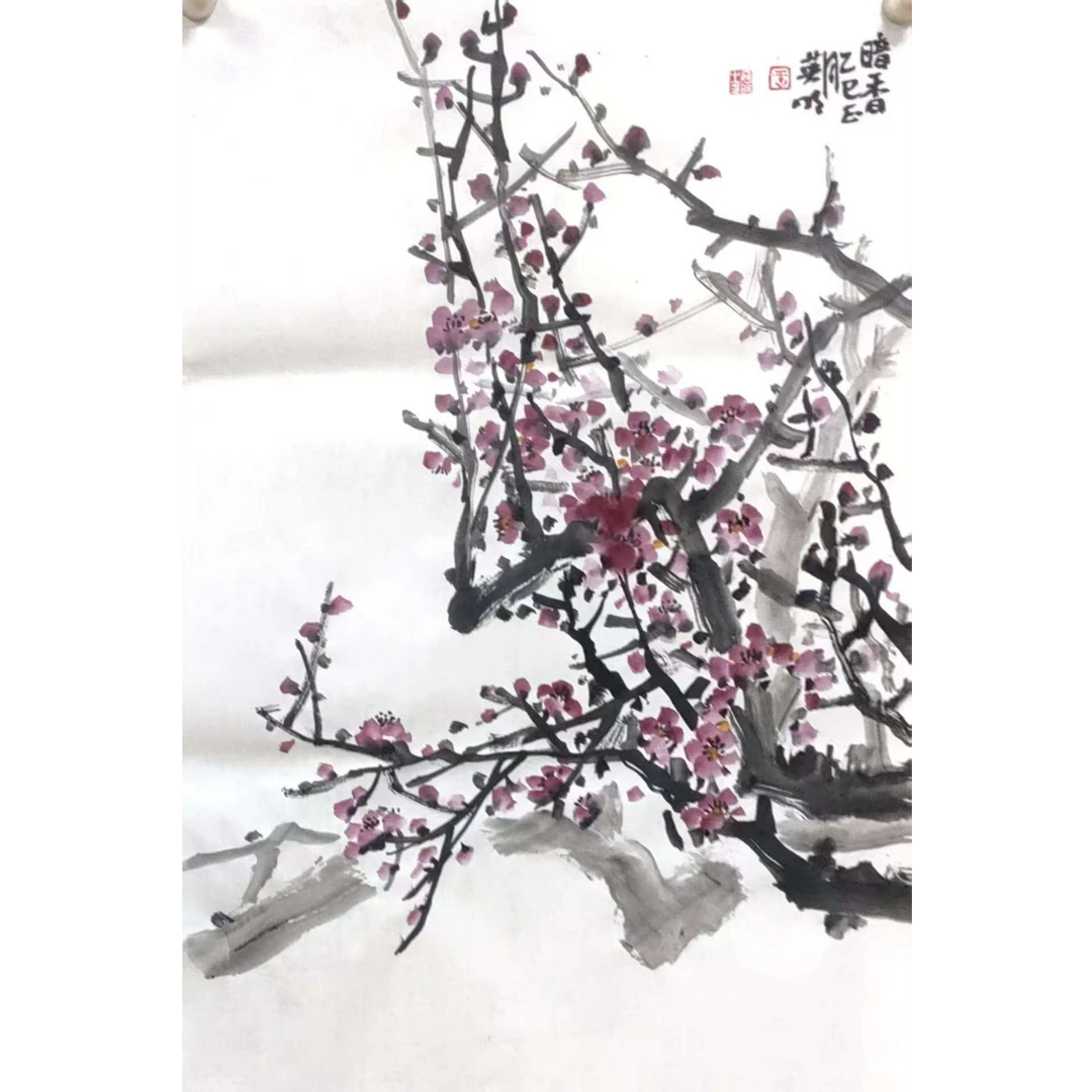 （先老师专拍）王英明老师四尺三开花鸟画《暗香》