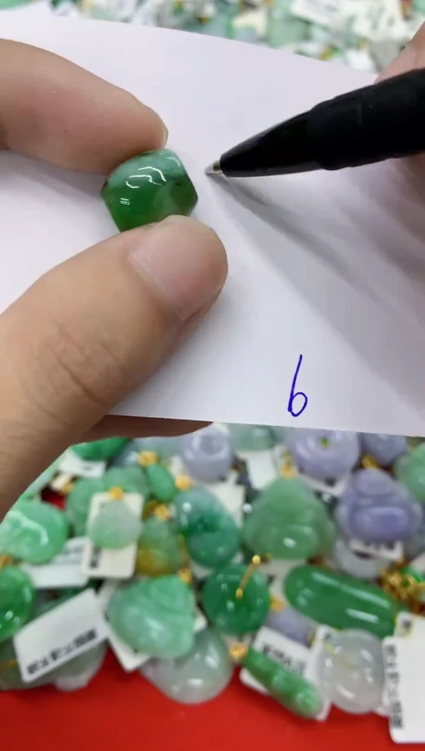 翡翠挂件未镶嵌1111111111