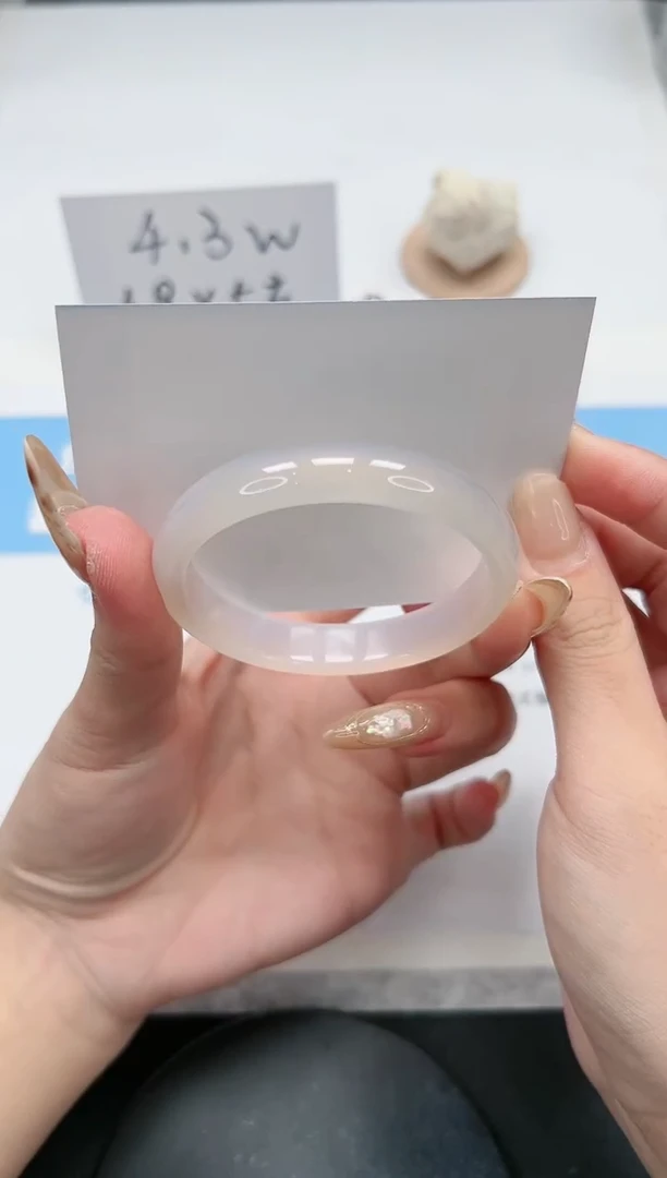 【闪购商品】玛瑙/玉髓手镯未镶嵌209/52荔枝