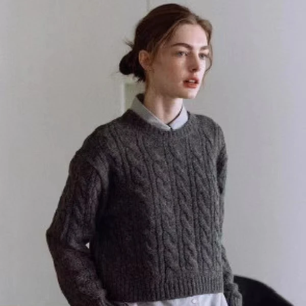 RAQKS10176秋季新款设计感小熊宽松连帽针织开衫外套女