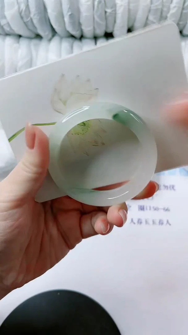 【闪购商品】石英质玉手镯未镶嵌多样性发货V220