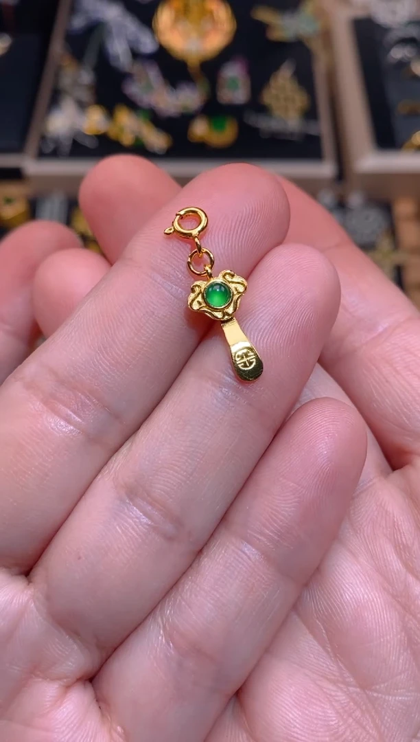 【闪购商品】翡翠吊坠(不含链)银S925镶嵌如意