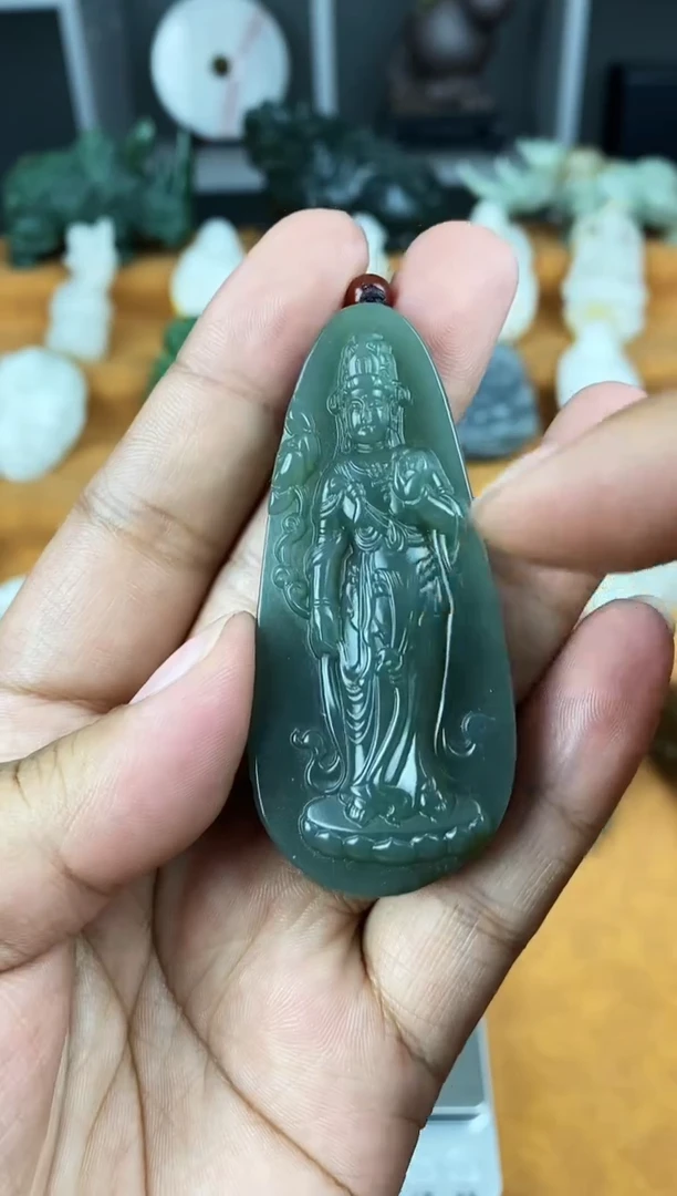 颈饰未镶嵌和田玉1
