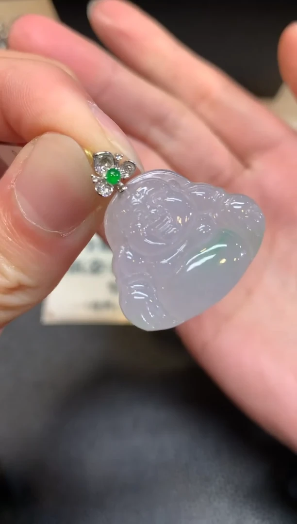 【闪购商品】翡翠颈饰18K金镶嵌佛公【无服务费】