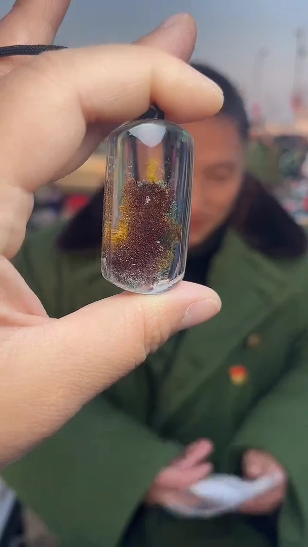 【闪购商品】水晶吊坠(赠链)未镶嵌天然无事牌多样性发一