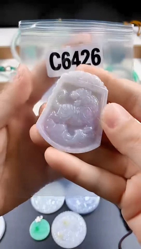 颈饰未镶嵌翡翠天然翡翠吊坠挂件