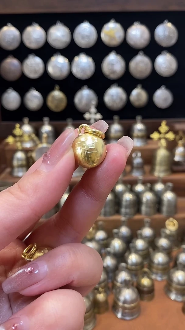 福字圆铃铛微瑕