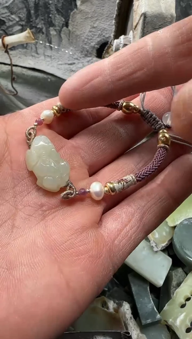 【闪购商品】和田玉颈饰未镶嵌手串