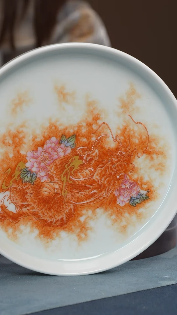 壶承瓷       徐强