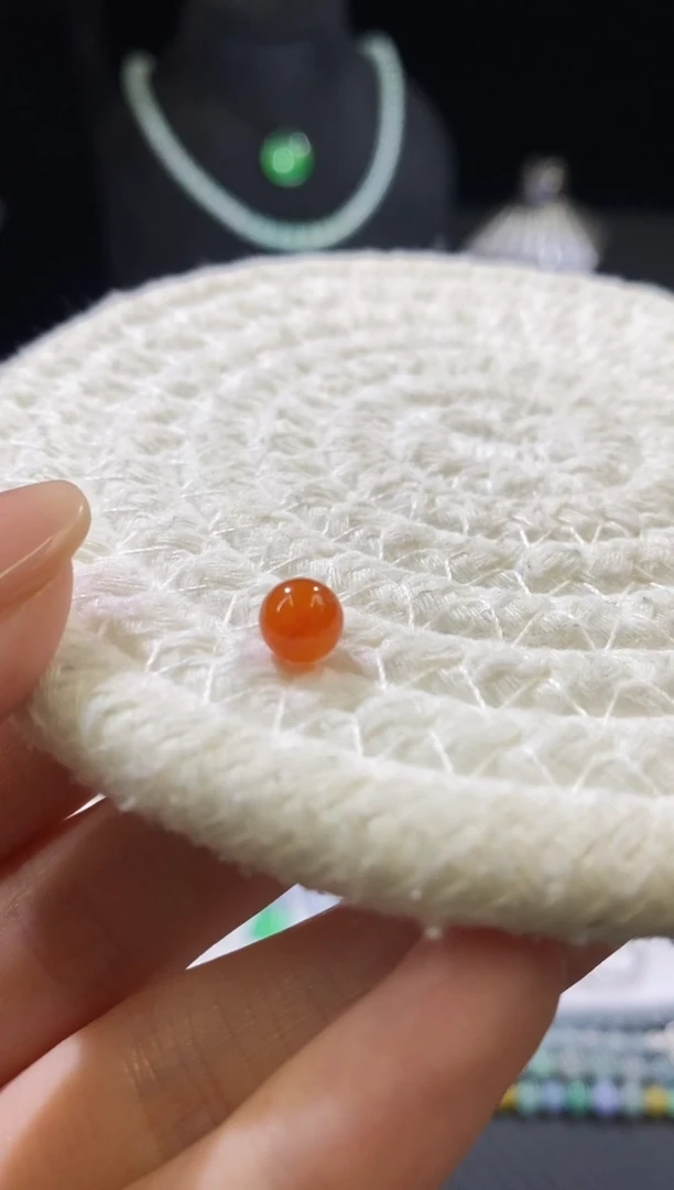 未镶嵌挂件翡翠人****见团购买断珠子 尾款