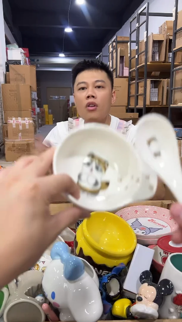 瓷片鲨鱼猫一碗一勺