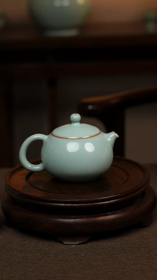 瓷片天青色全手工西施壶200ml微瑕不带礼盒