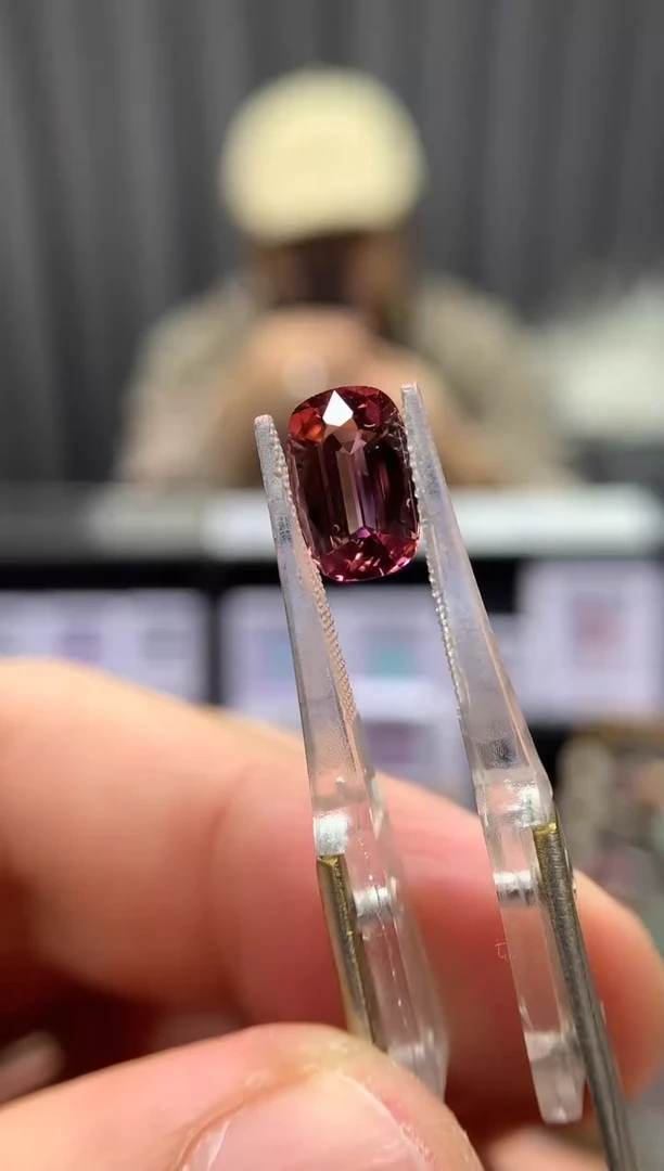 未镶嵌裸石碧玺2.54ct 19