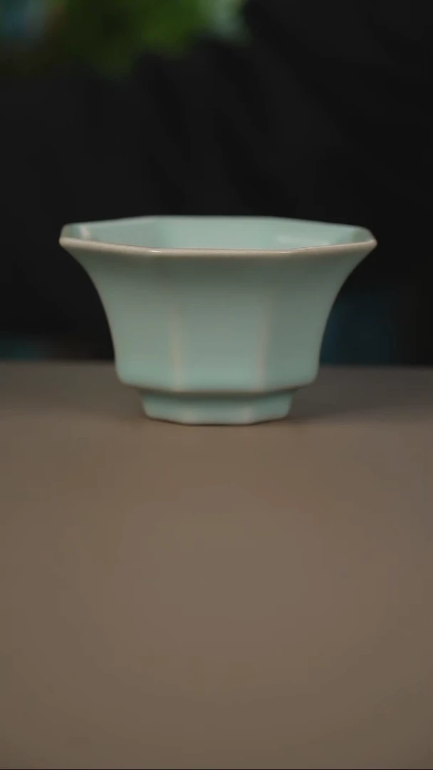 不开片八方杯微暇