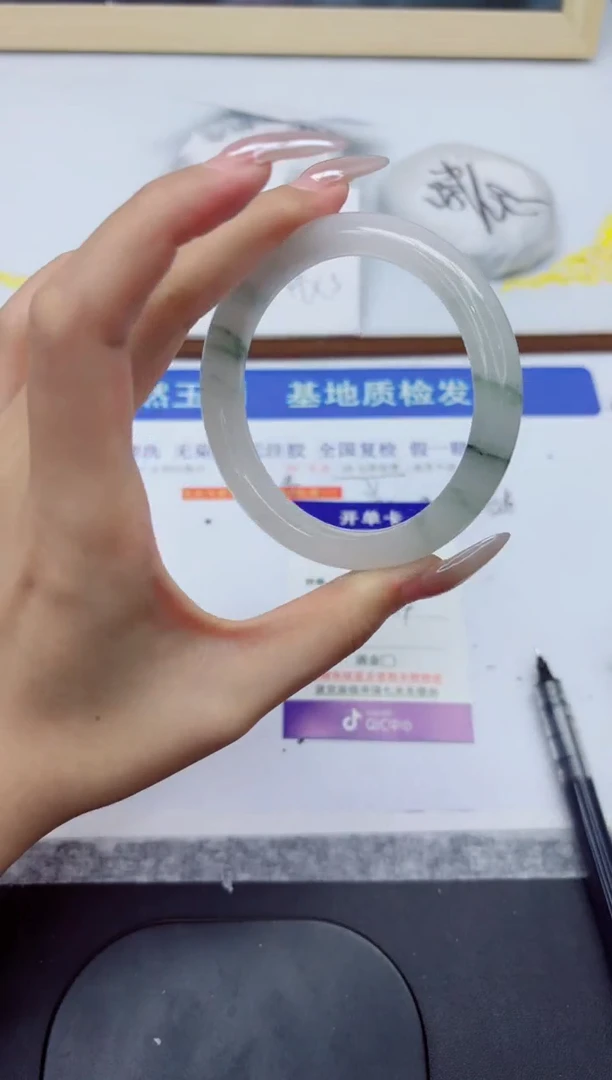 未镶嵌手镯石英质玉A90-60.4