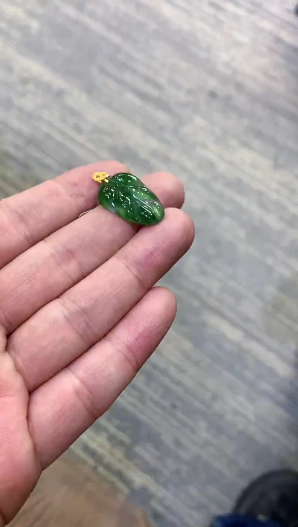 颈饰未镶嵌翡翠天然A货翡翠