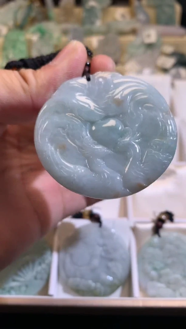 【闪购商品】翡翠颈饰未镶嵌02/23/39