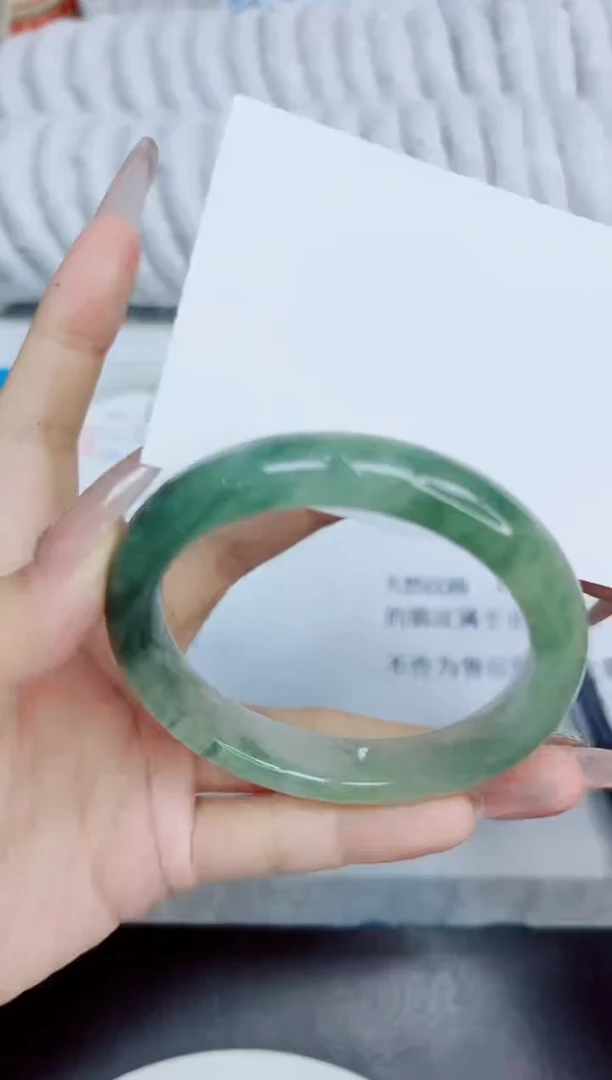 未镶嵌手镯石英质玉235/56