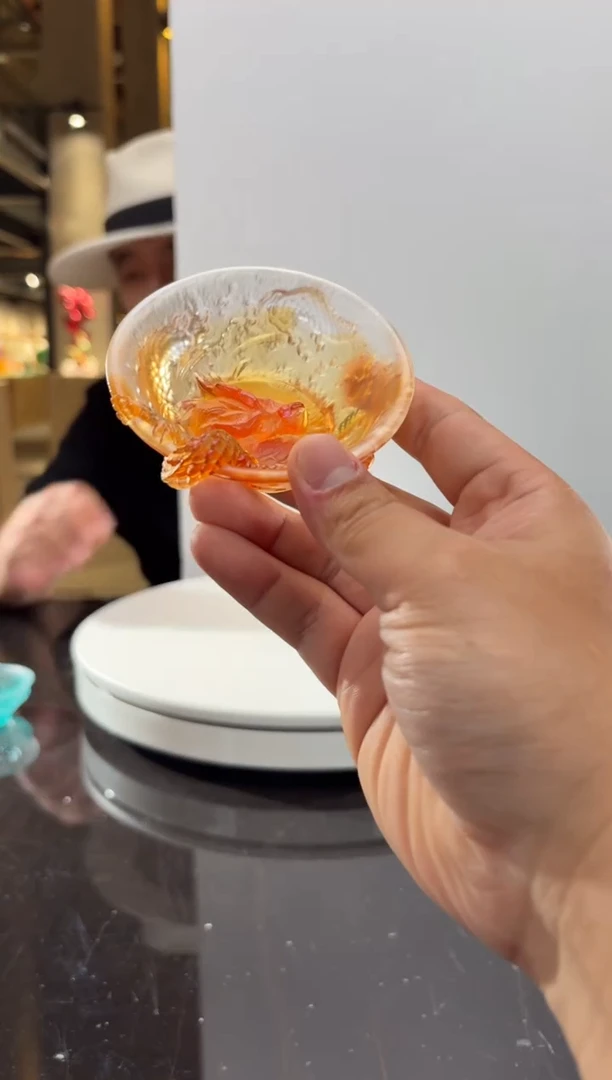摆件琥珀金祥龙主人杯