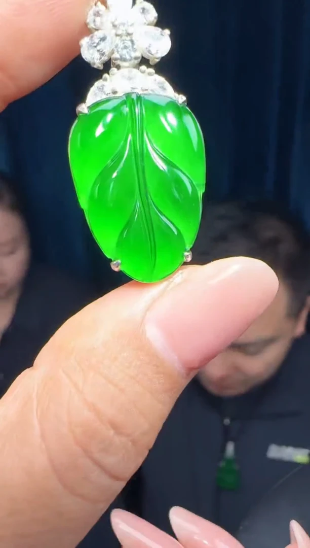 未镶嵌定制翡翠翡翠吊坠124