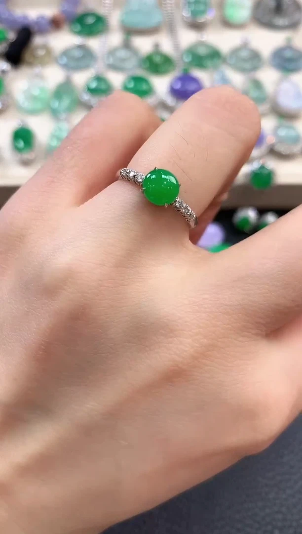 【闪购商品】翡翠戒指18K金镶嵌m10