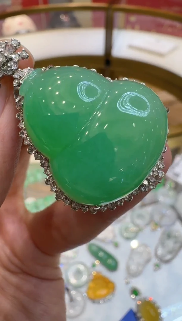 吊坠(不含链)18K金镶嵌翡翠多样性团购发一件