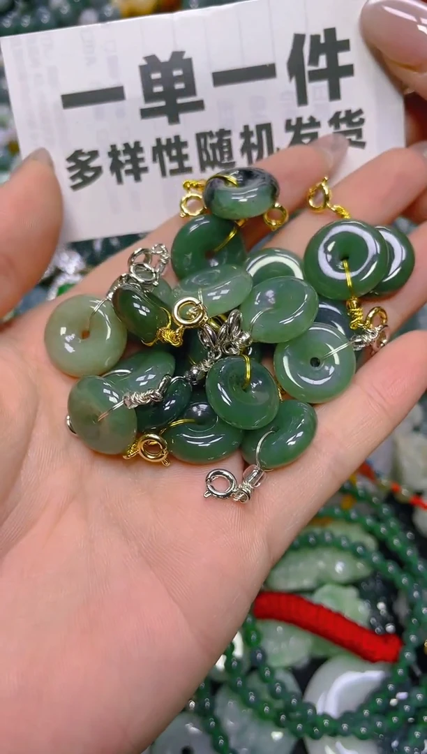 颈饰未镶嵌翡翠纹裂瑕疵处理,一单一个多样性发一件