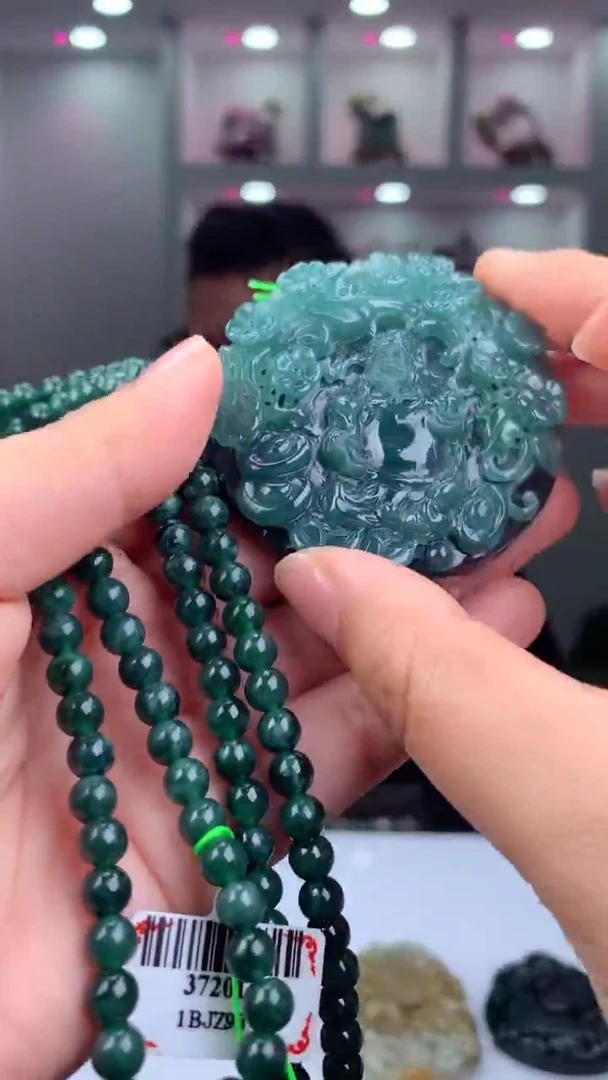 【闪购商品】定制翡翠未镶嵌天然A货翡翠（拍一发一)