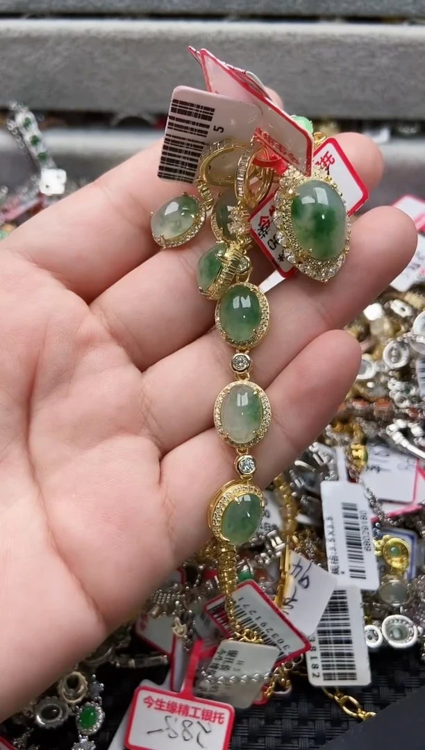 【闪购商品】翡翠戒指银S925镶嵌111111111-7