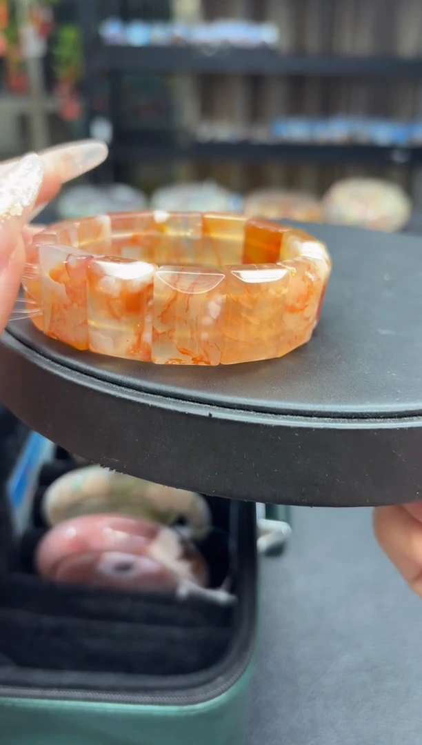 石英质玉手串未镶嵌492