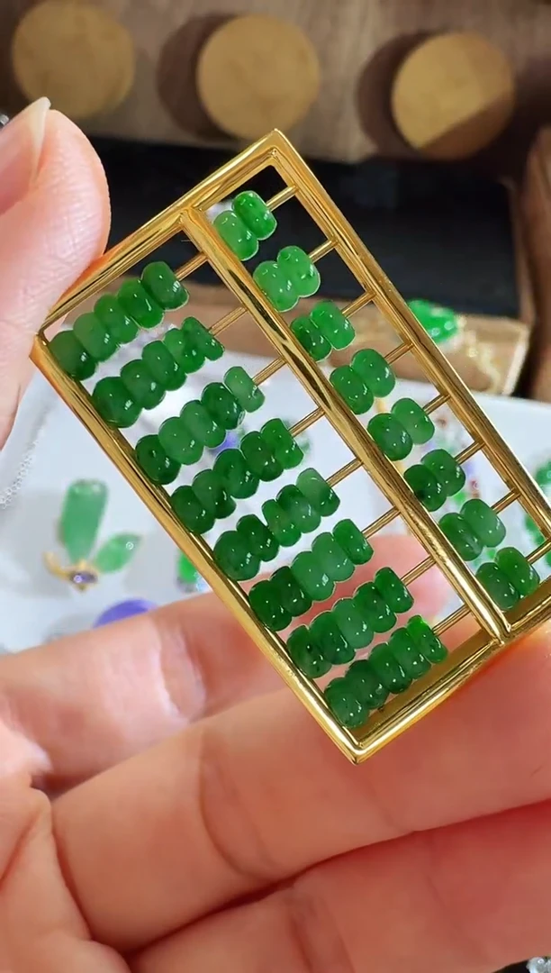翡翠18K金镶嵌吊坠(不含链)吊坠