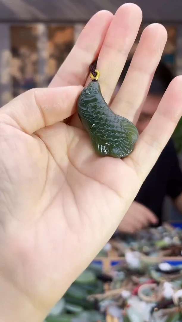 未镶嵌和田玉挂件拍一发一