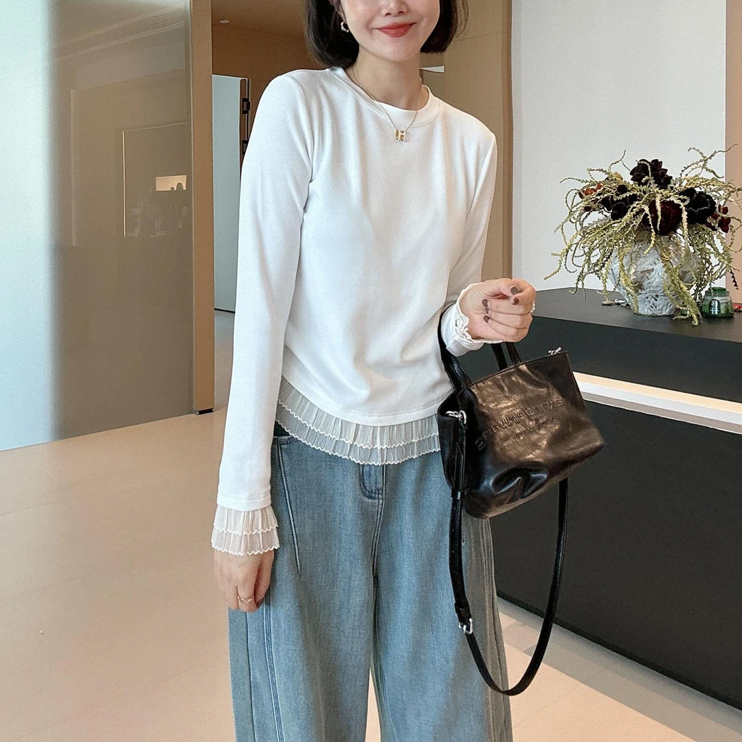 高品质新款蕾丝花边打底女春秋冬内搭可外穿设计小众长袖t恤上衣