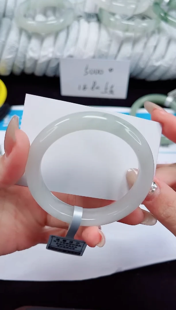 未镶嵌手镯石英质玉88-54/55