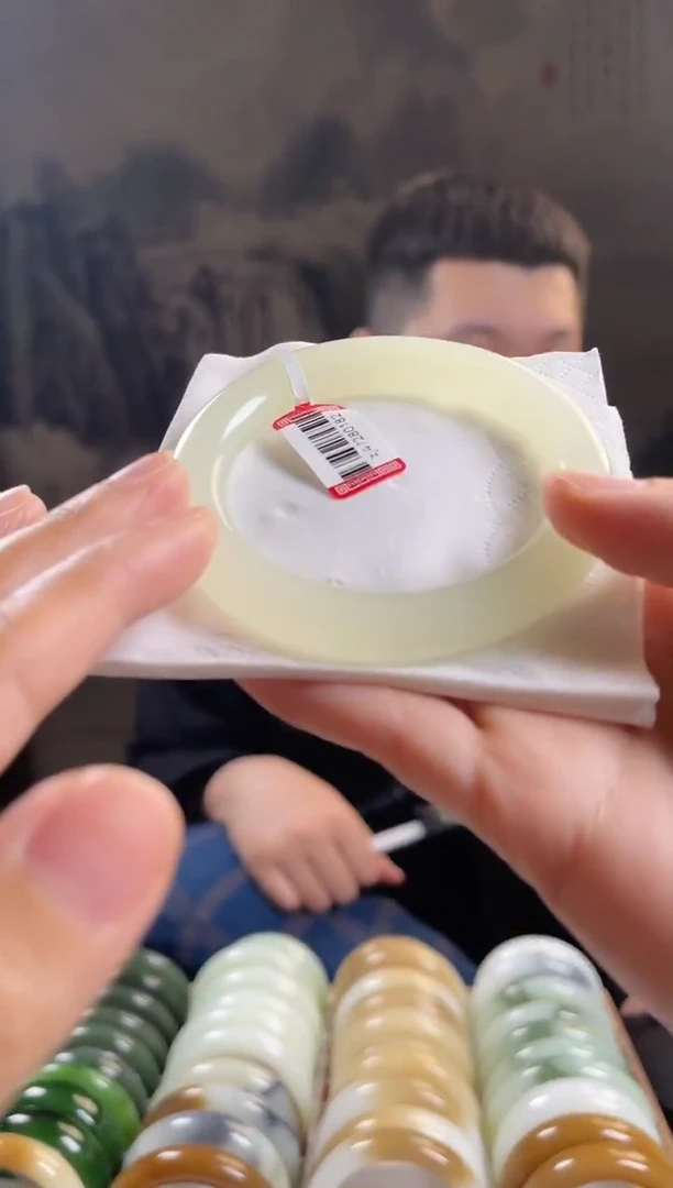 未镶嵌手镯和田玉56圈口0182