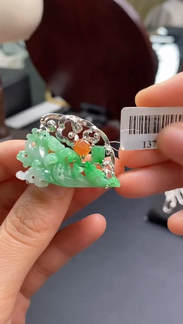 颈饰银S925镶嵌翡翠13771