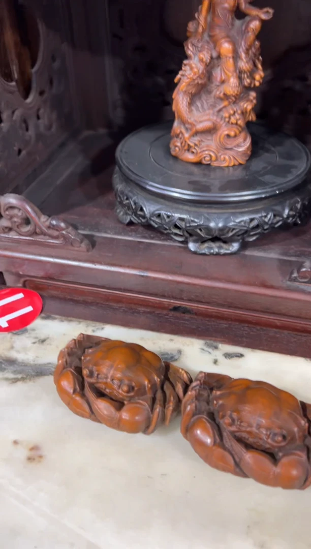 木黄杨木八方来财螃蟹摆件